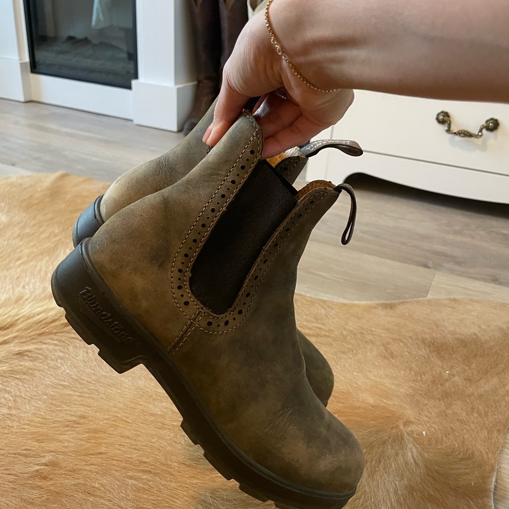 Blundstone Rustic Brown Chelsea Boots